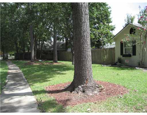 340 Ridgewood Drive Mandeville, LA 70471 - Photo 9 of 11 Gallery Image 9