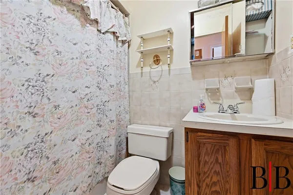 $599,000 | 2216 Kimball Street, Unit 6B2 | Marine Park