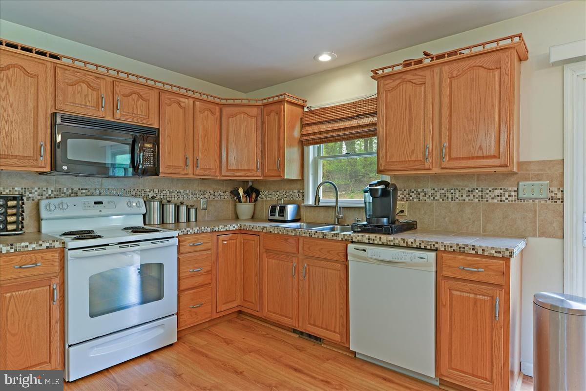 1142 Furniss Road Peach Bottom, PA 17563 - Photo 5 of 23 Gallery Image 5