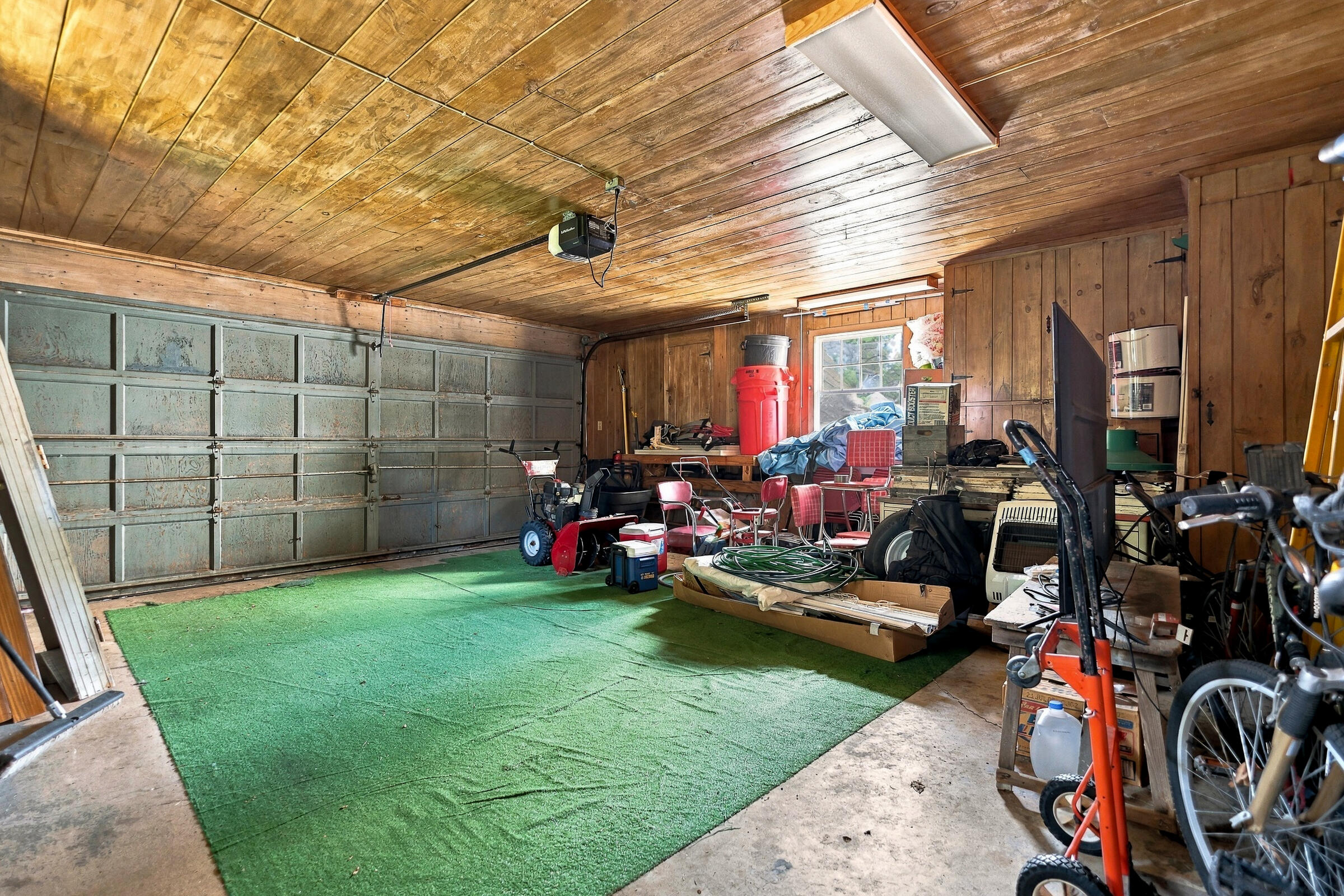 1409 25th Street Two Rivers, WI 54241 - Photo 40 of 59 2-car garage with end of ally access