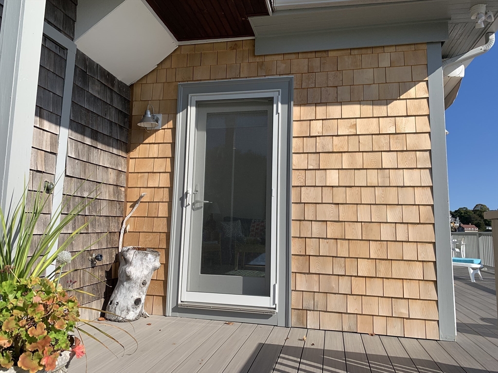 49 Raymond Street, Unit D Manchester, MA 01944 - Photo 4 of 21