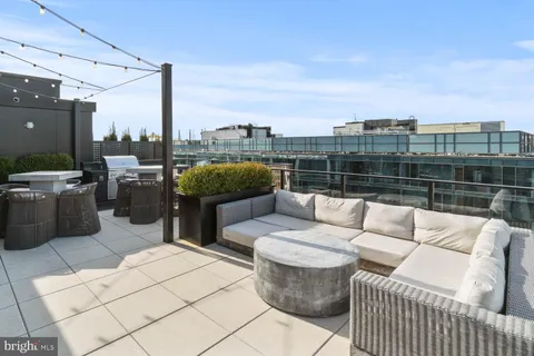 $499,900 | 1300 4th Street Southeast, Unit 806, Washington, DC 20003