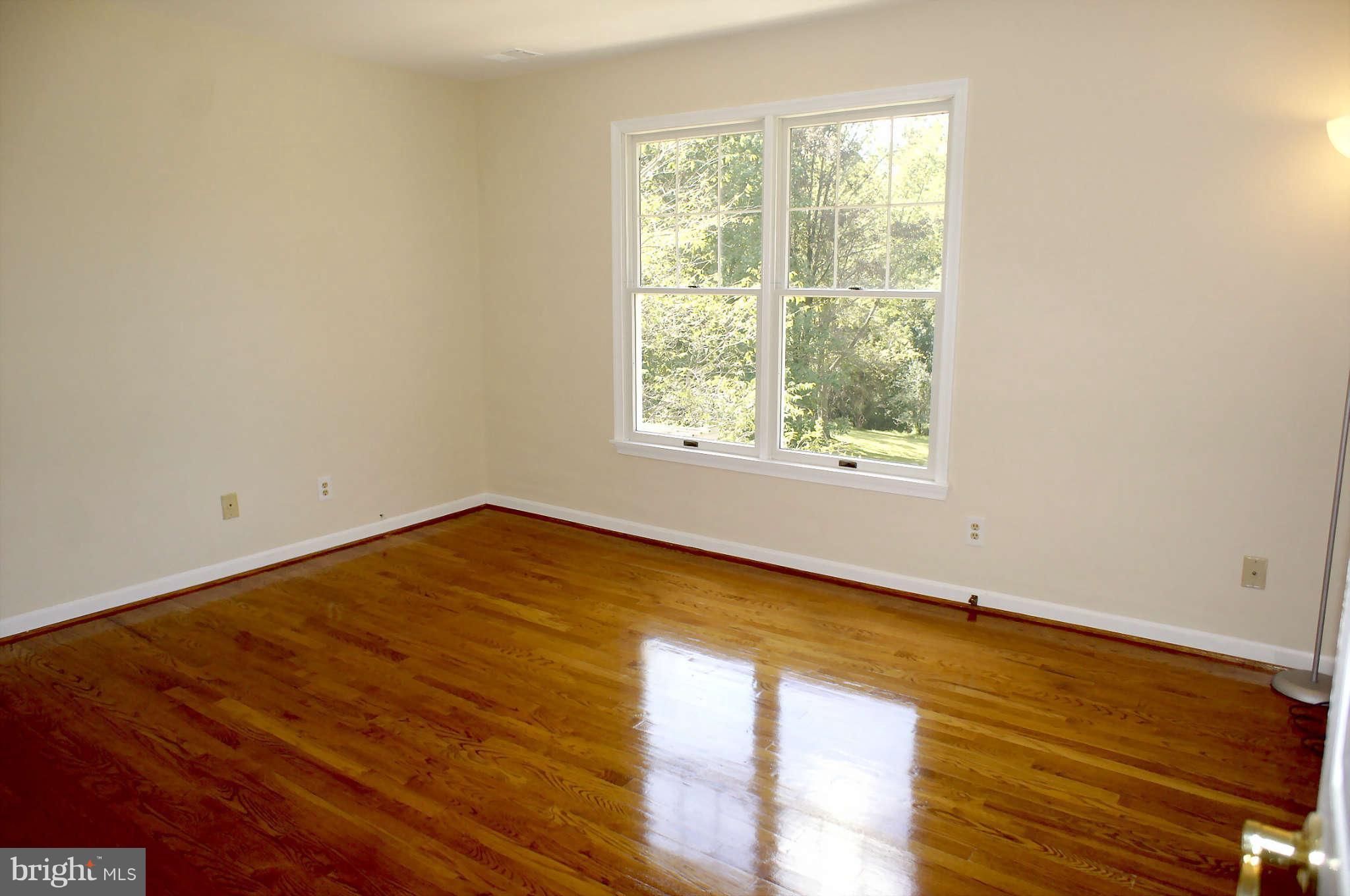 13307 Query Mill Road North Potomac, MD 20878 - Photo 17 of 30 Bedroom #3