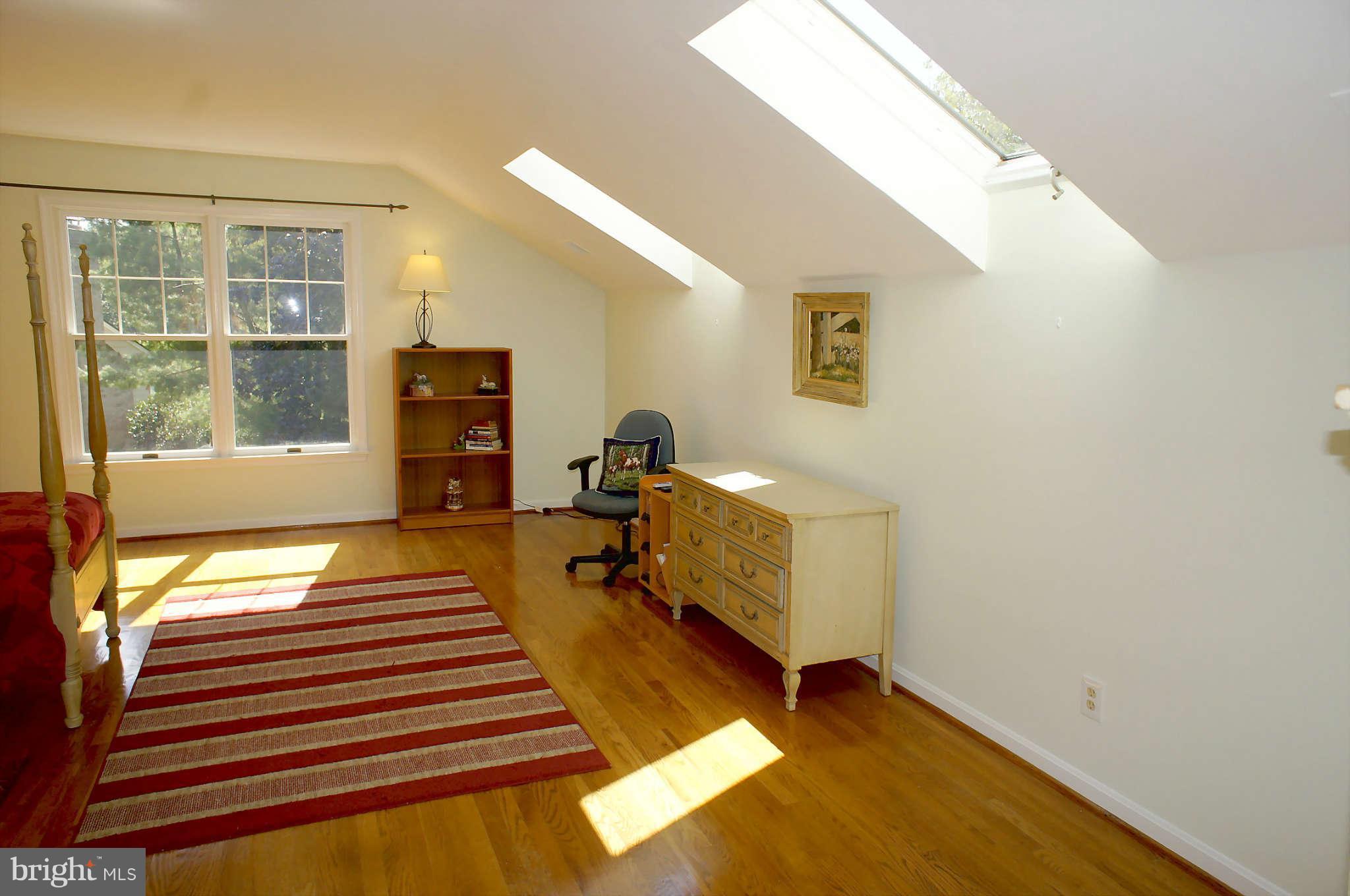 13307 Query Mill Road North Potomac, MD 20878 - Photo 18 of 30 Bedroom #4