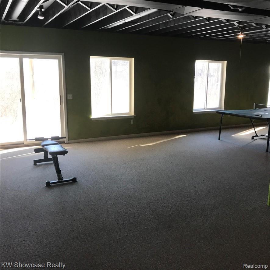 2366 Highfield Road Waterford, MI 48329 - Photo 23 of 26 2366 Highfield basement 4.jpg