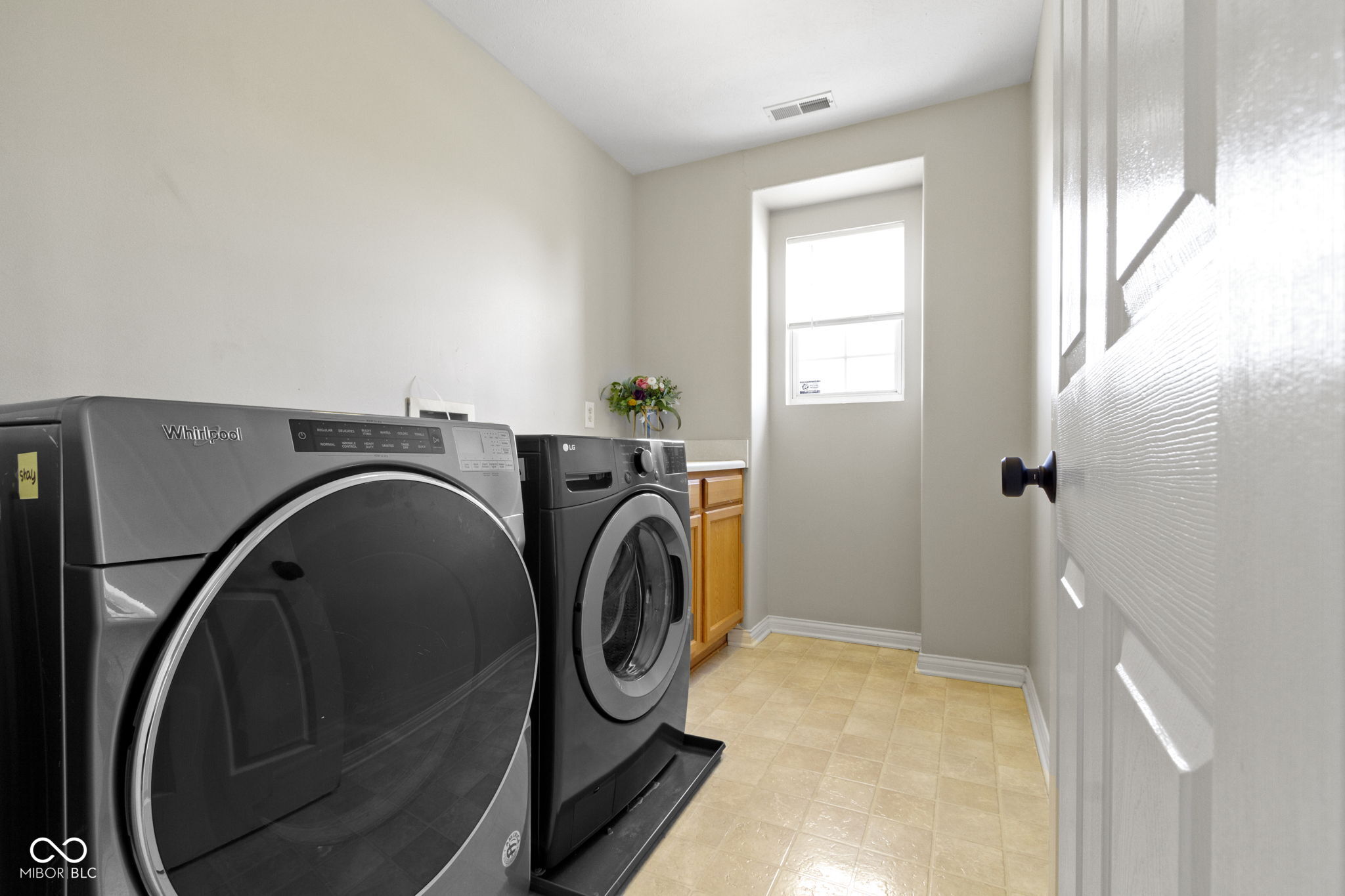 2730 Rothe Lane Indianapolis, IN 46229 - Photo 18 of 24 Gallery Image 18