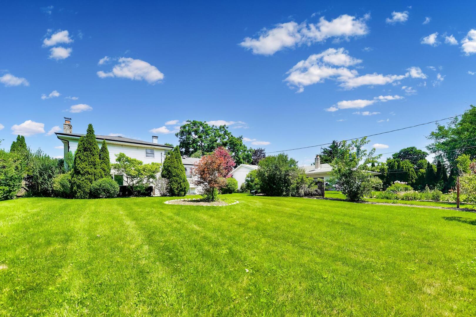 1823 East Camp McDonald Road Mount Prospect, IL 60056 - Photo 27 of 31
