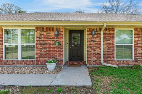 $274,500 | 113 Weeks Drive, Youngsville, LA 70592