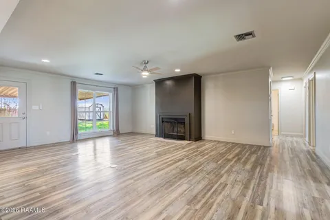 $274,500 | 113 Weeks Drive, Youngsville, LA 70592