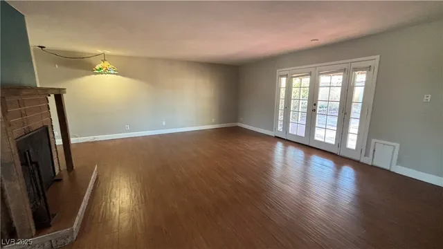 $2,280 | 1516 Houssels Avenue, Las Vegas, NV 89104