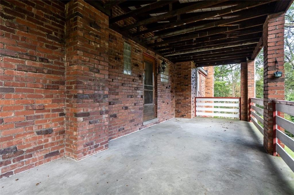 4754 Rolling Hills Road Pittsburgh, PA 15236 - Photo 6 of 24 Gallery Image 6