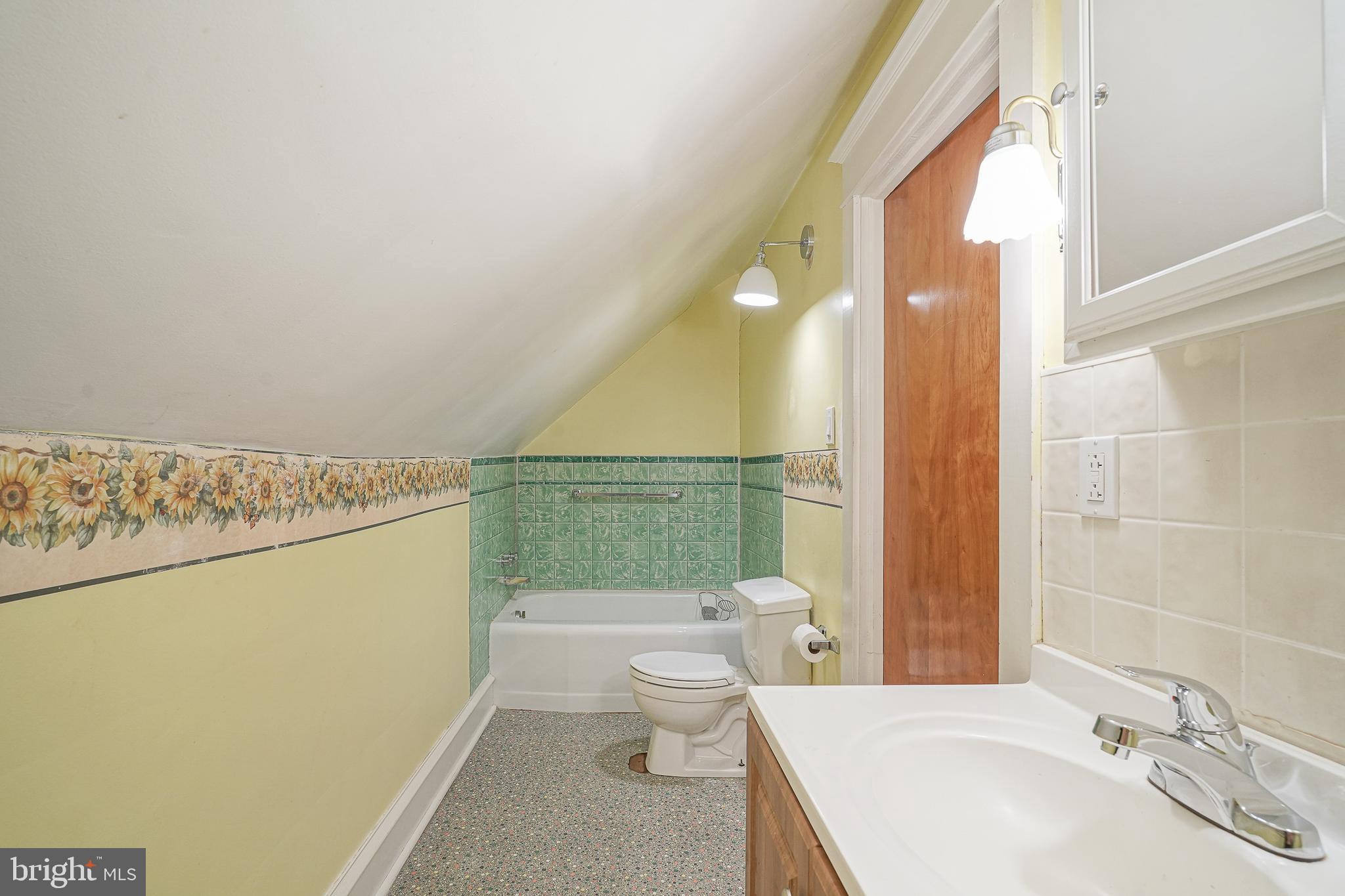 53 Sicklerville Road Williamstown, NJ 08094 - Photo 20 of 46