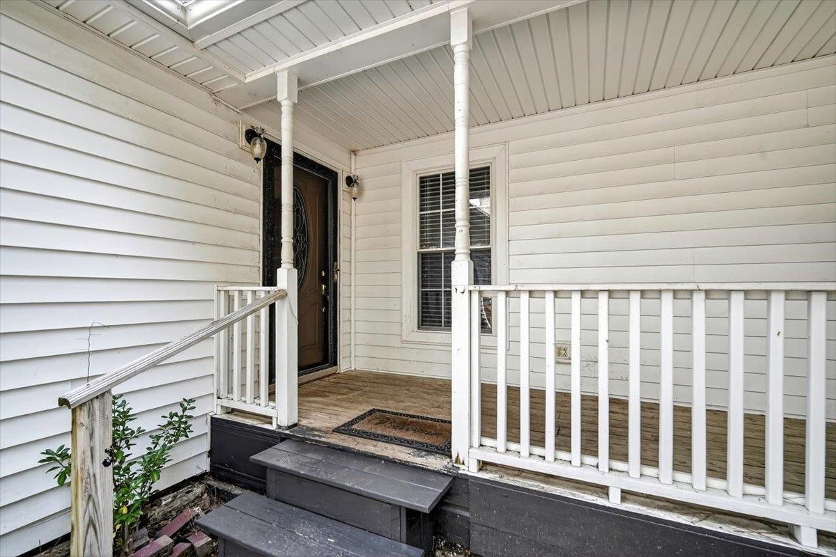 2137 North N Highway Bonneau, SC 29431 - Photo 2 of 19 Front Door to property