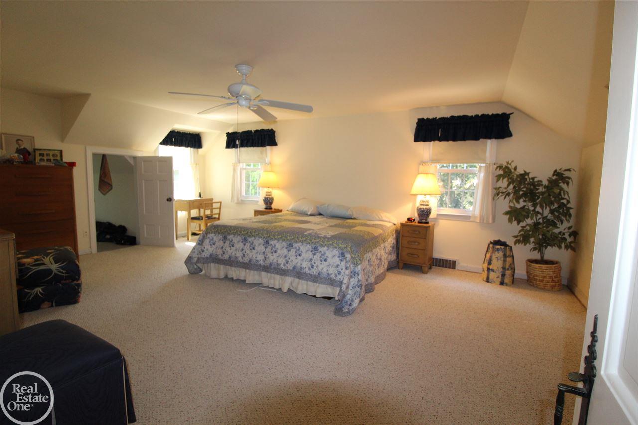 705 Trombley Road Grosse Pointe Park, MI 48230 - Photo 30 of 54