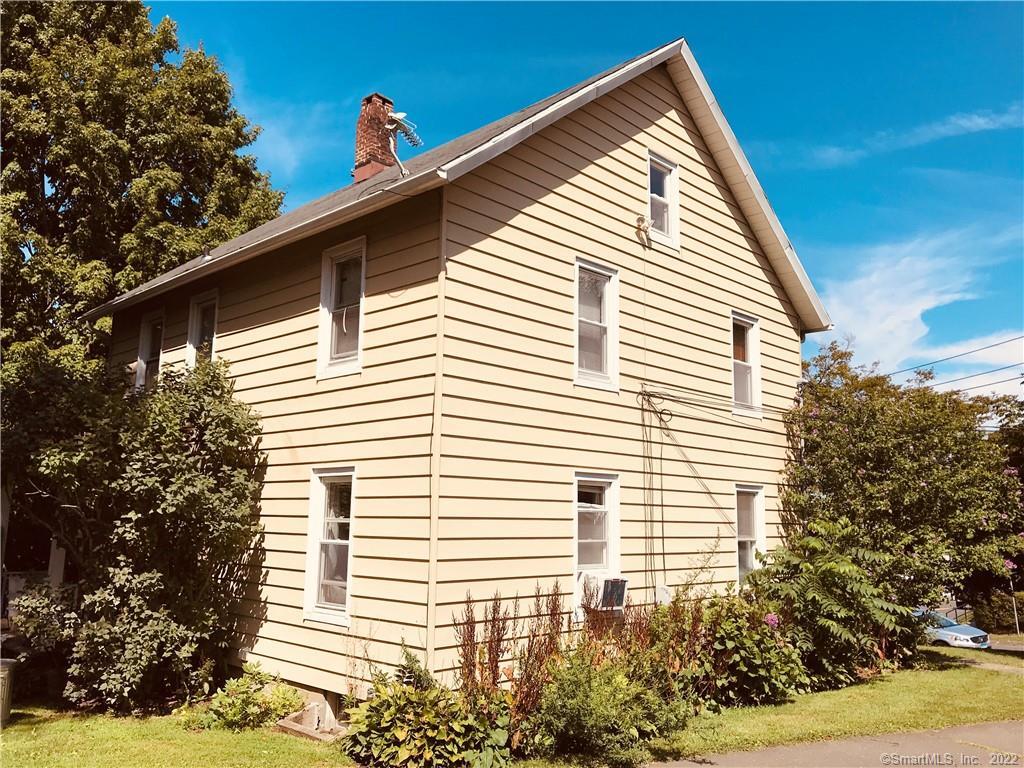 42 Prospect Street Ridgefield, CT 06877 - Photo 1 of 1 side profile from lower unit