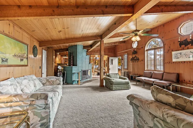 $850,000 | 8918 West School Section Lake Drive, Mecosta, MI 49332