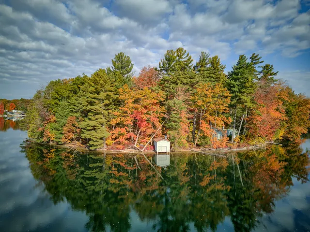 $850,000 | 8918 West School Section Lake Drive, Mecosta, MI 49332