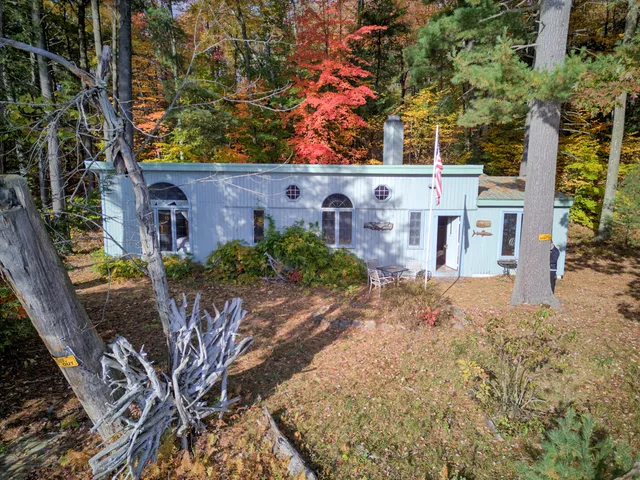 $850,000 | 8918 West School Section Lake Drive, Mecosta, MI 49332