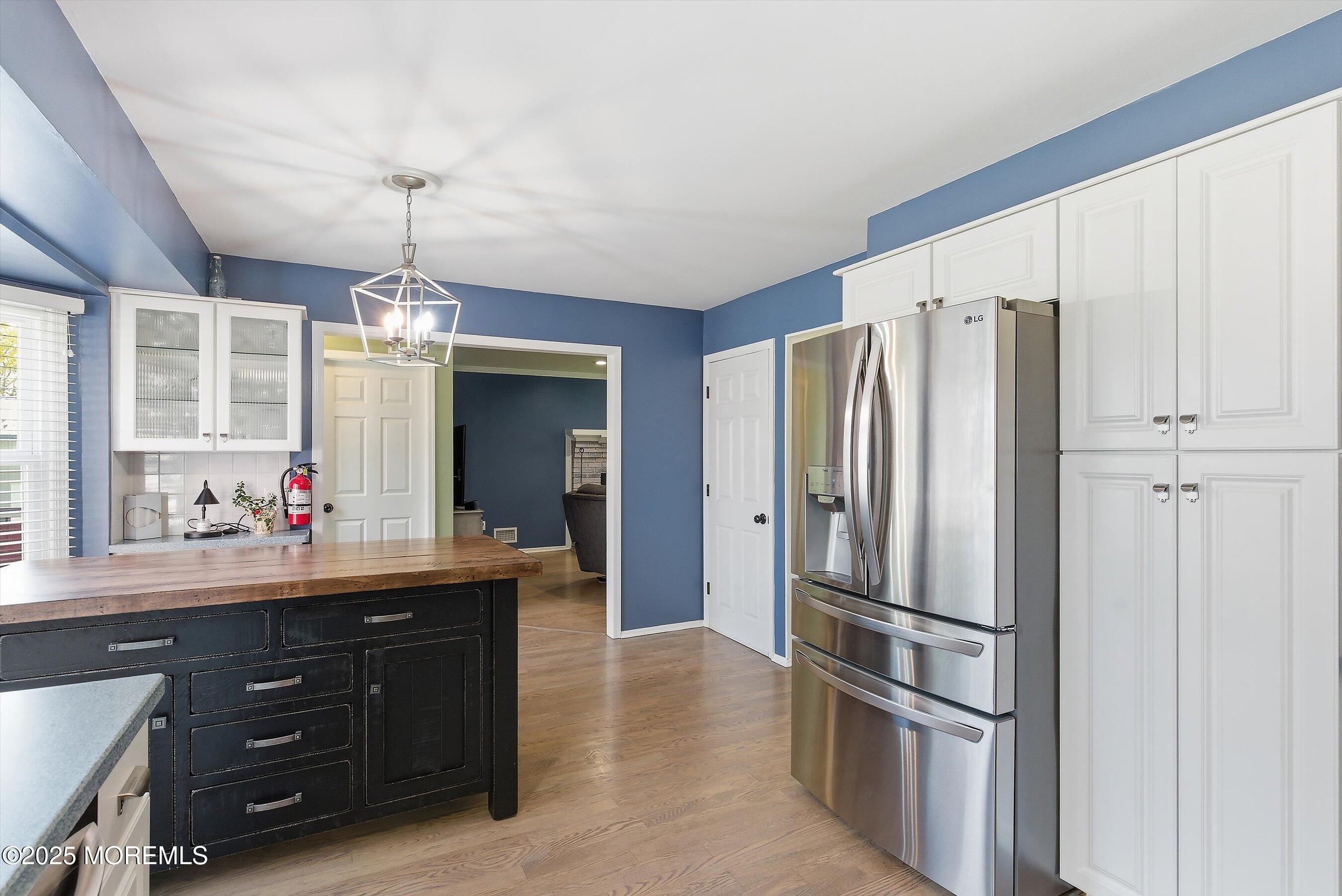 8 Craig Drive Columbus, NJ 08022 - Photo 12 of 44 16-Kitchen 1B