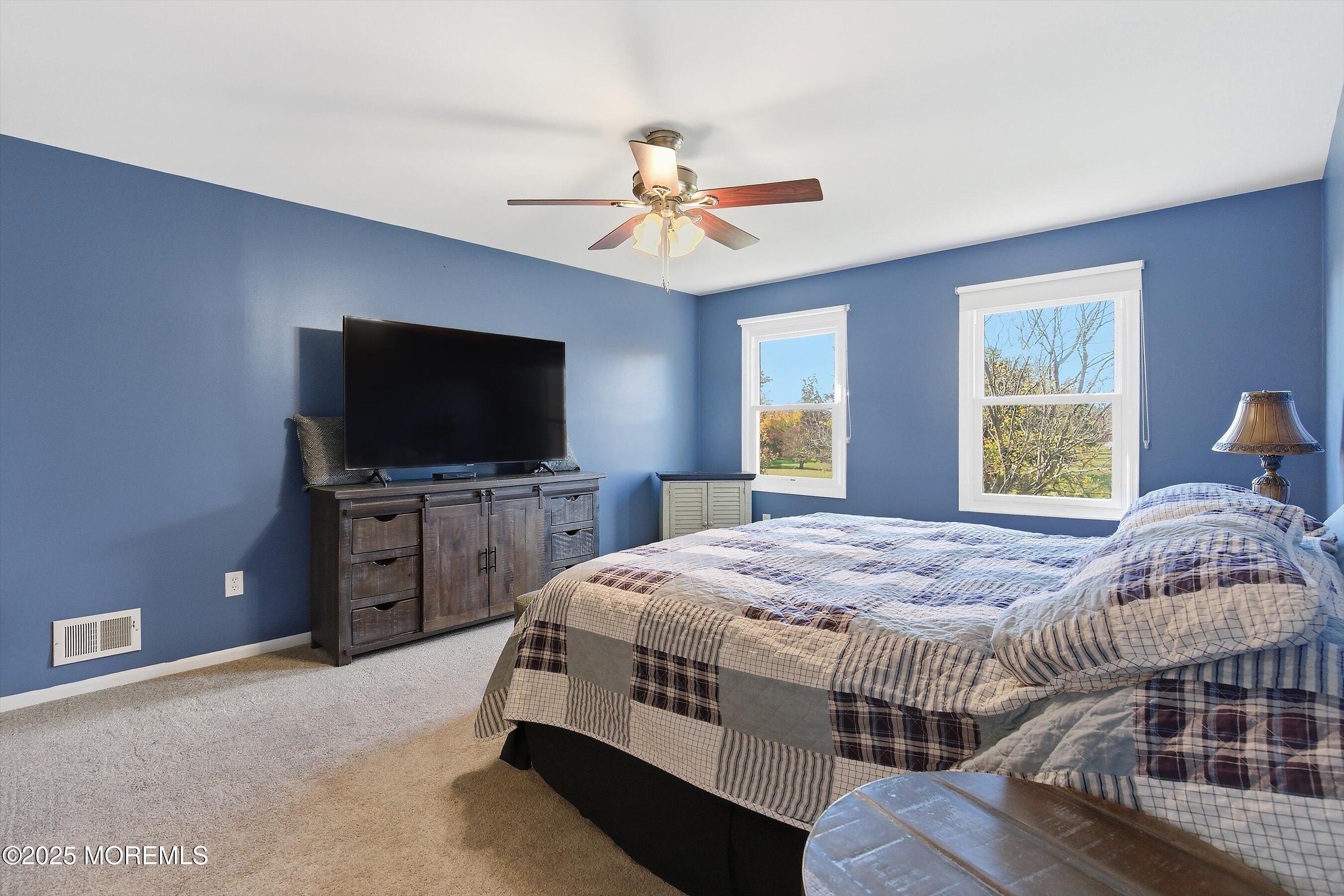 8 Craig Drive Columbus, NJ 08022 - Photo 21 of 44 25-Bed 1A