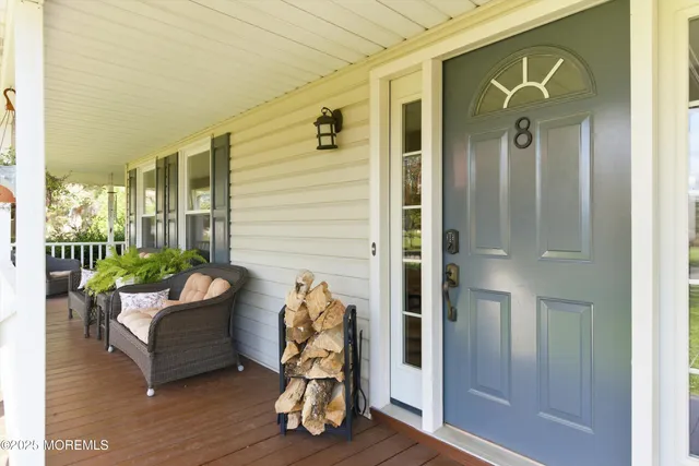 $830,000 | 8 Craig Drive, Columbus, NJ 08022