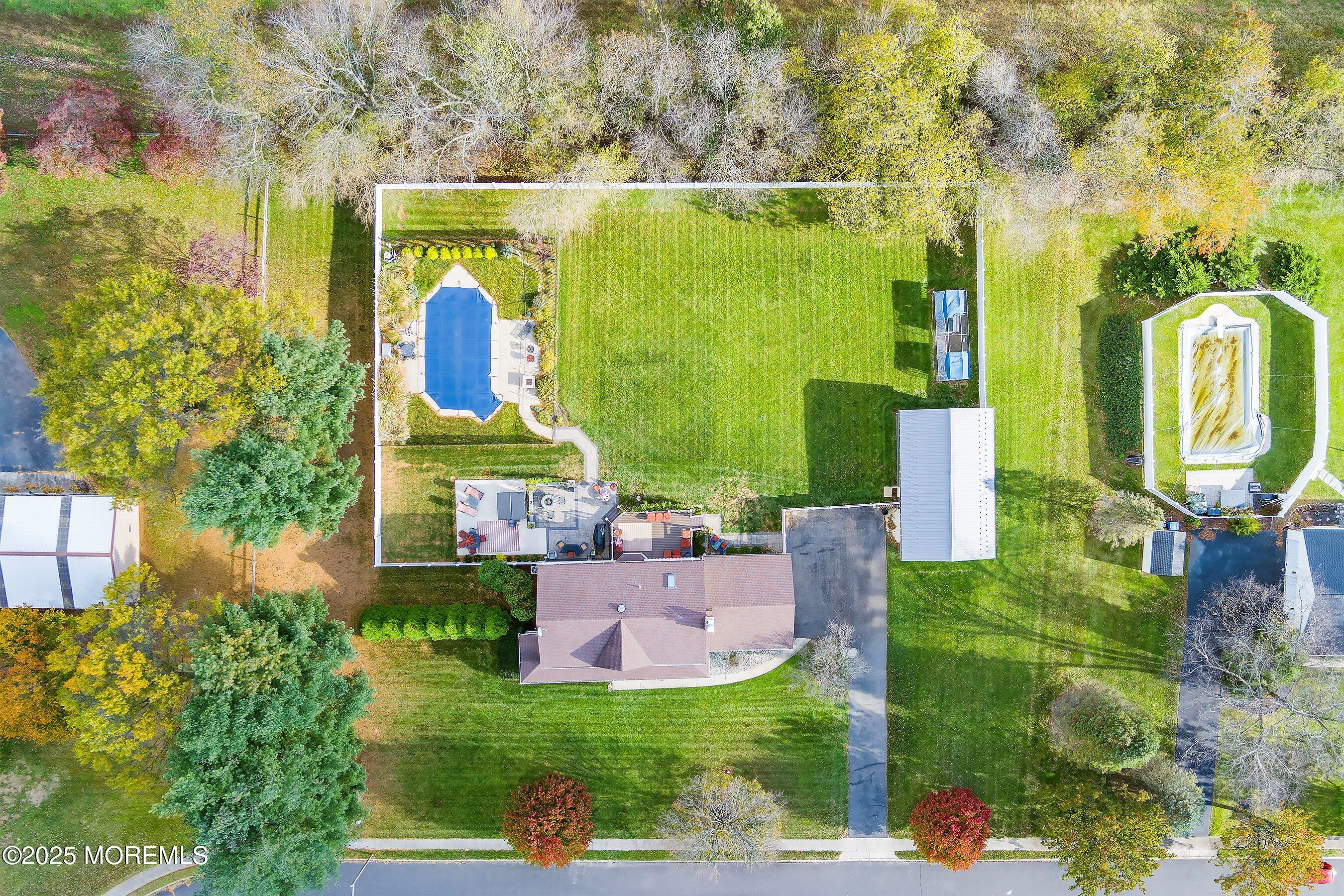 8 Craig Drive Columbus, NJ 08022 - Photo 42 of 44 04-Overhead 1