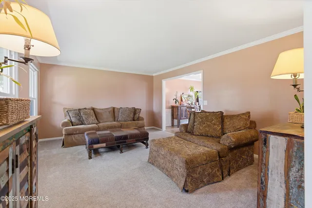 $830,000 | 8 Craig Drive, Columbus, NJ 08022