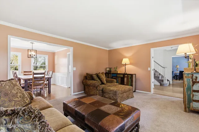 $830,000 | 8 Craig Drive, Columbus, NJ 08022