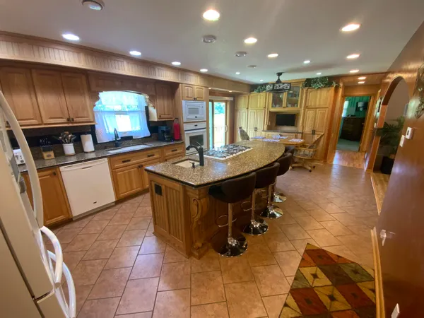 $675,000 | 4350 Bailey Road, Jackson, MI 49201