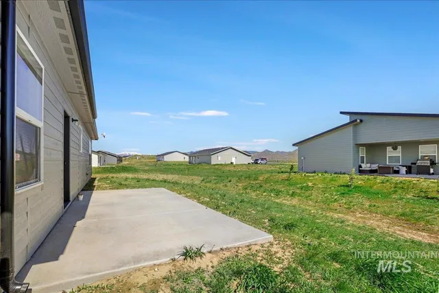 $399,000 | 190 Bison Way, Fairfield, ID 83327
