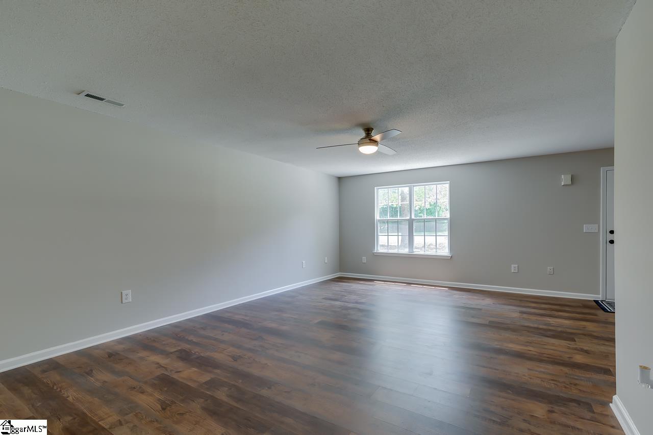 402 Richland Creek Road Anderson, SC 29626 - Photo 9 of 35 Gallery Image 9
