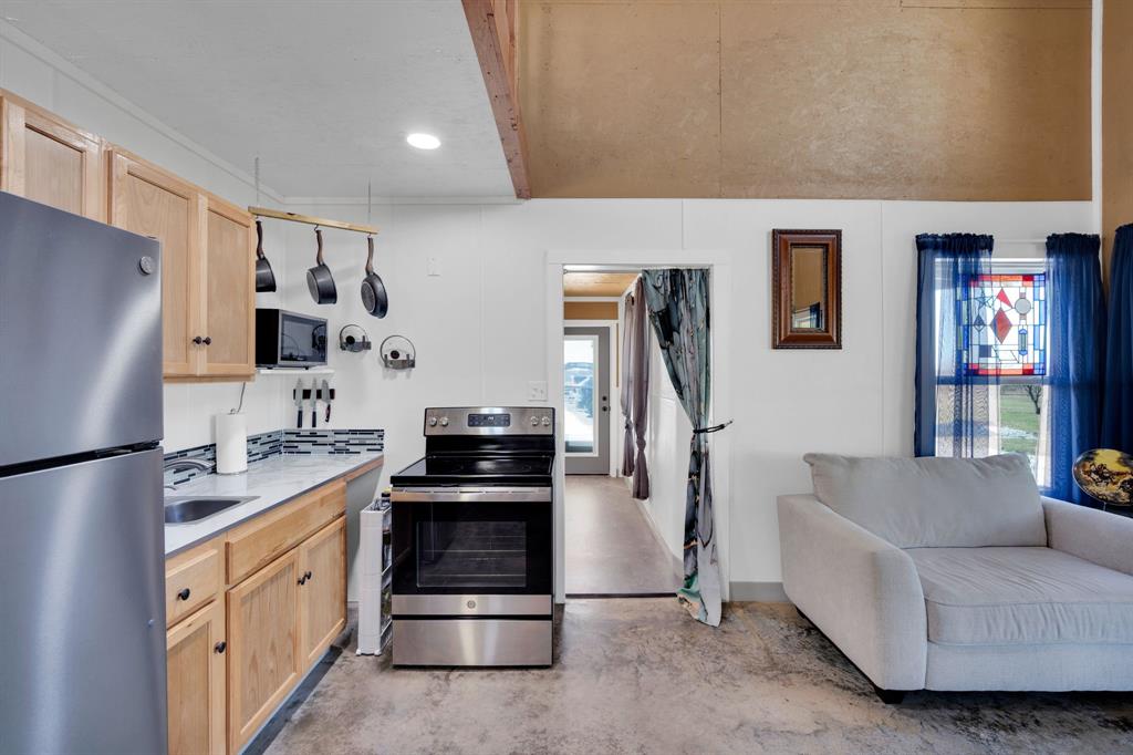 235 HCR 2128 Whitney, TX 76692 - Photo 15 of 30