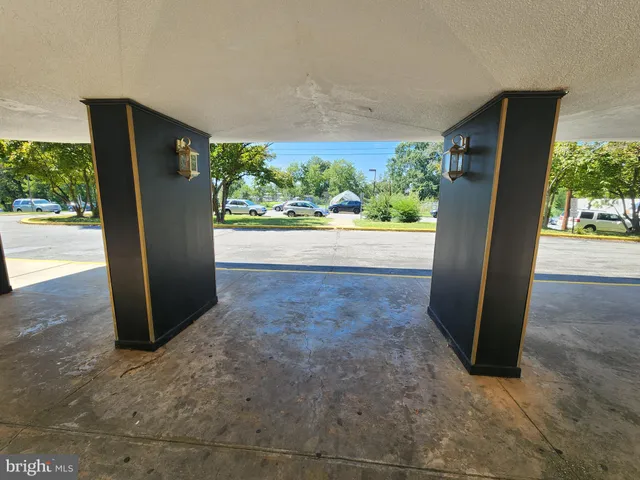 $40,000 | 6011 Emerson Street, Unit 616, Bladensburg, MD 20710