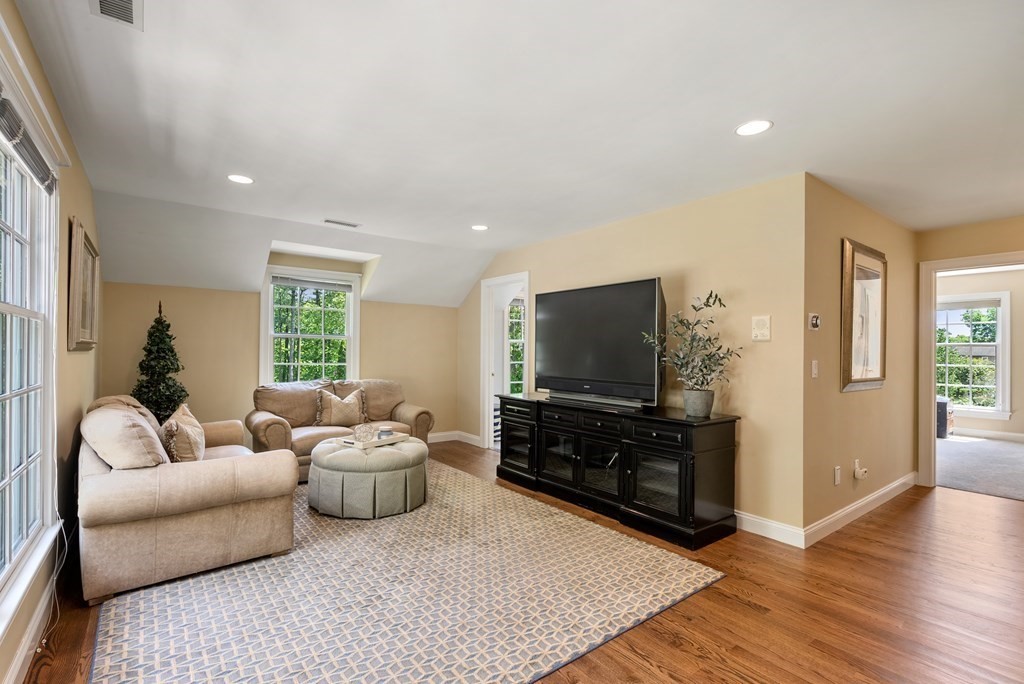 49 Fieldstone Farm Road Sudbury, MA 01776 - Photo 29 of 42 Gallery Image 29