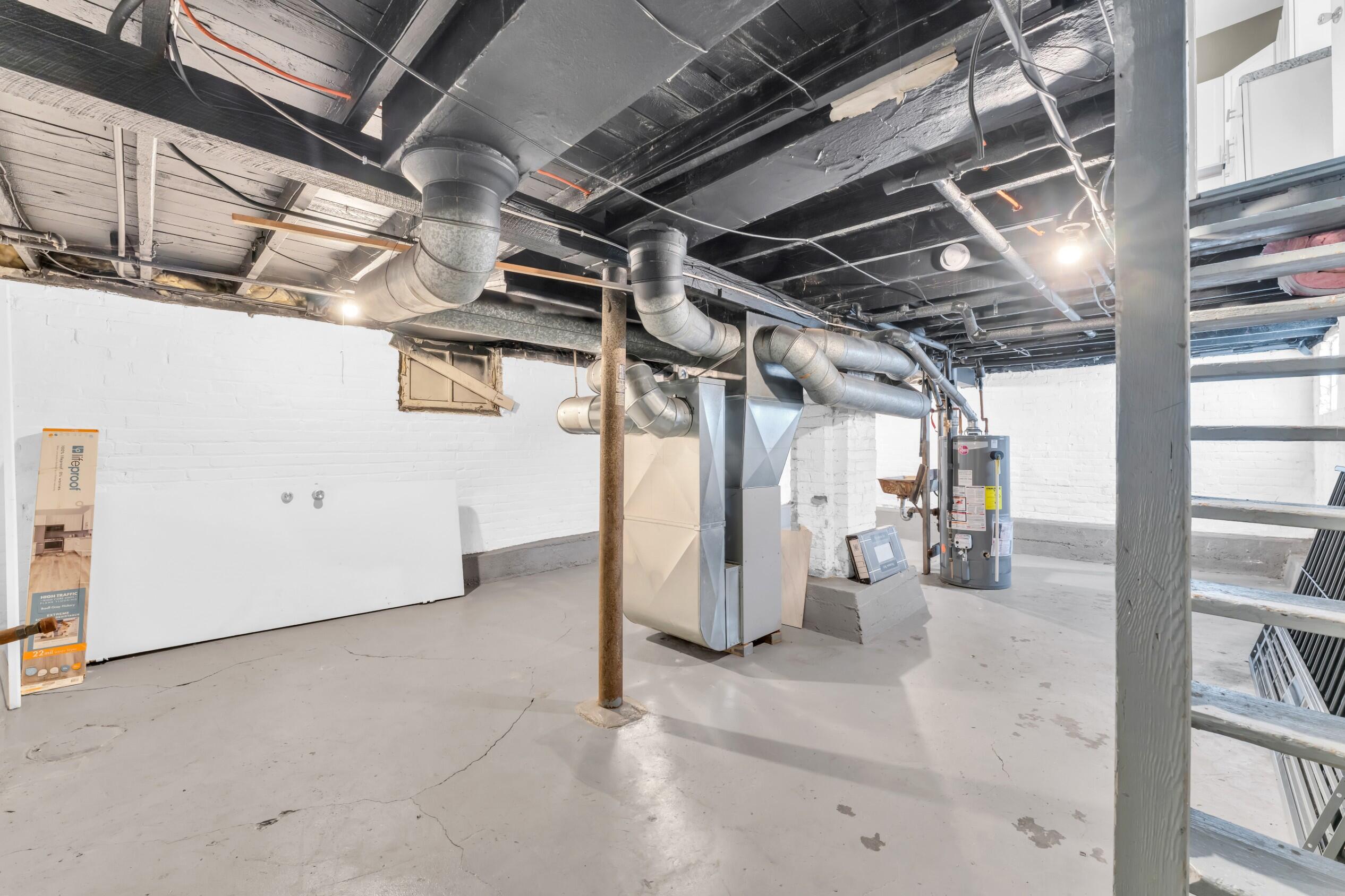 1130 South Memorial Drive Racine, WI 53403 - Photo 29 of 43 Photo (29)