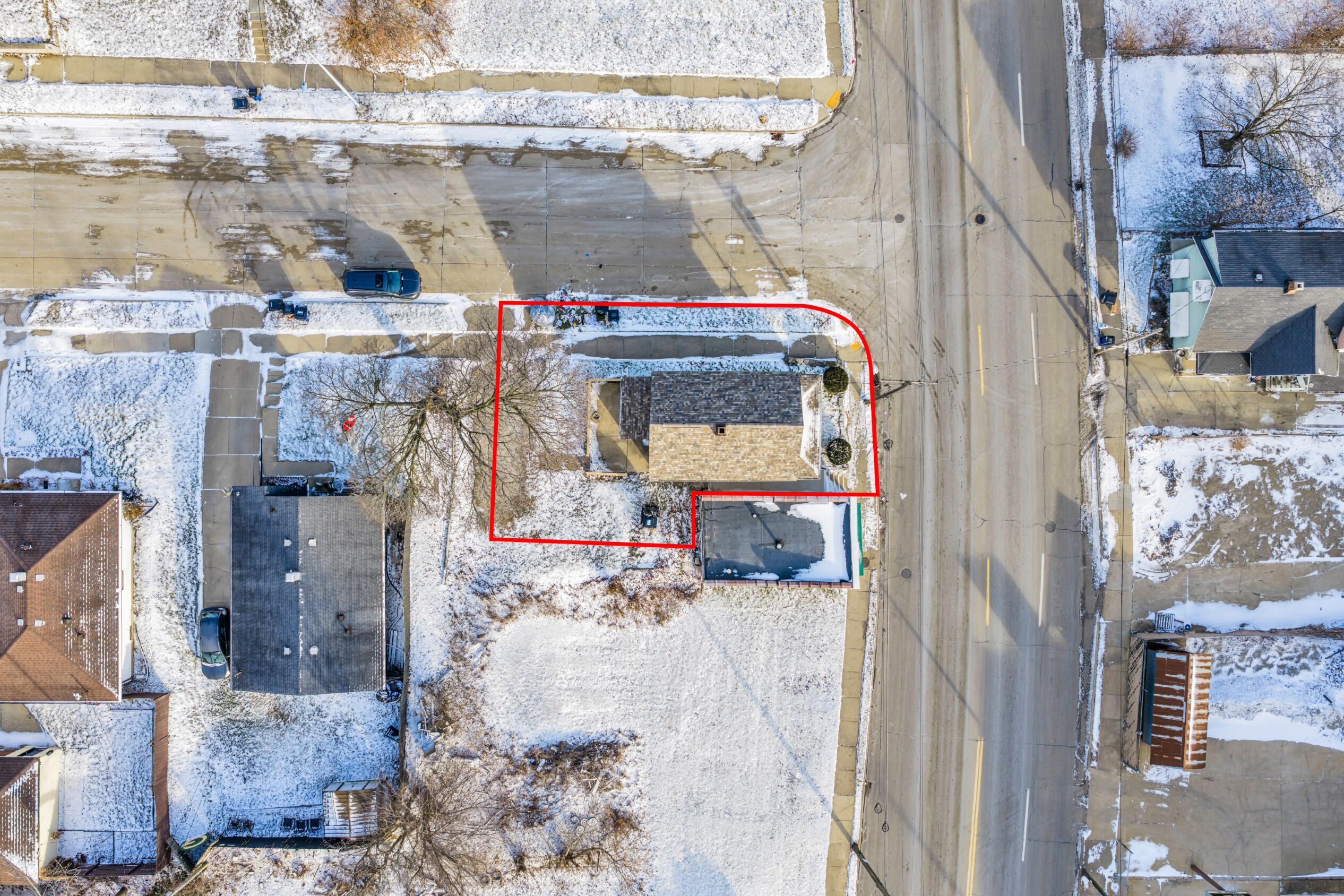 1130 South Memorial Drive Racine, WI 53403 - Photo 38 of 43 Photo (38)