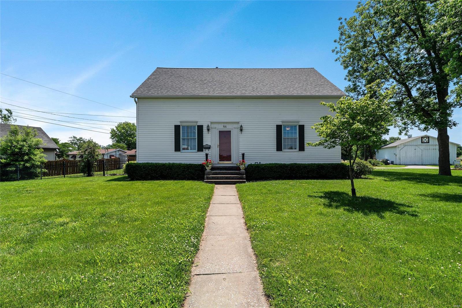920 Columbia Road Dupo, IL 62239 - Photo 1 of 31 Gallery Image 1