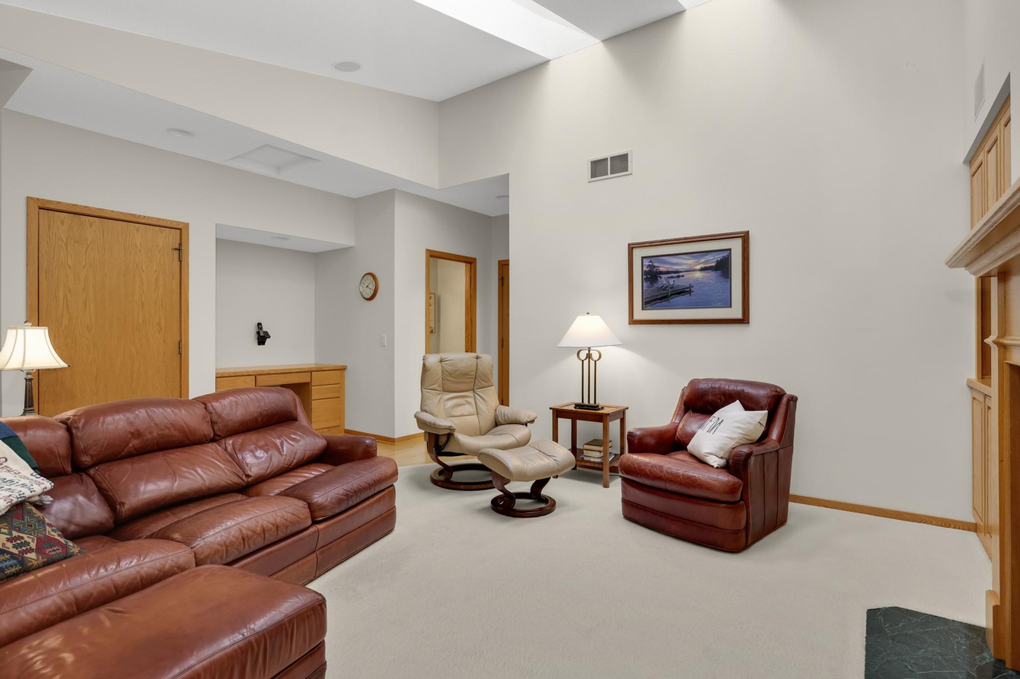 7081 Crowne Oak Road Eden Prairie, MN 55344 - Photo 16 of 36