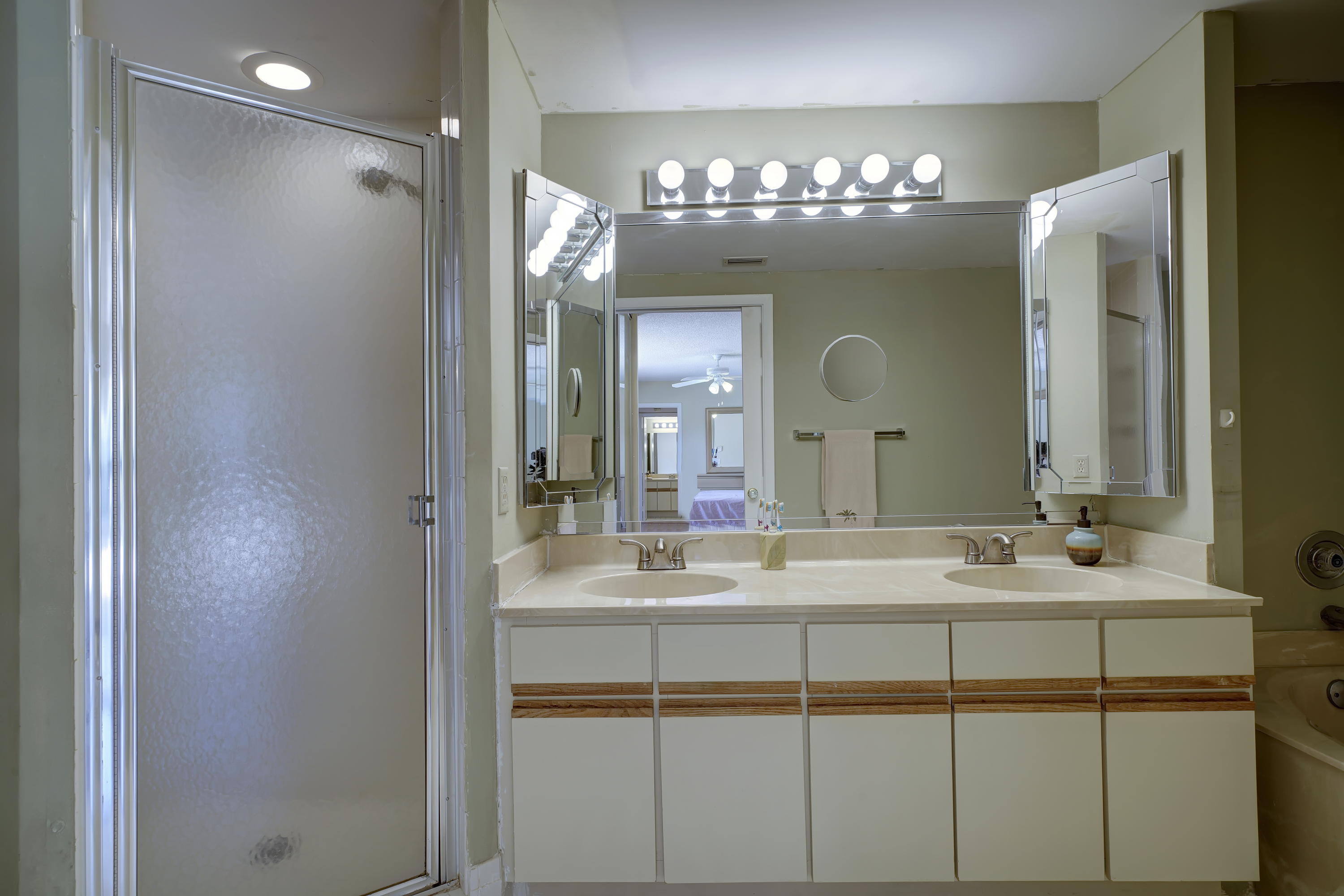 8367 Boca Rio Drive Boca Raton, FL 33433 - Photo 26 of 28 @Robert Fernandez26_0
