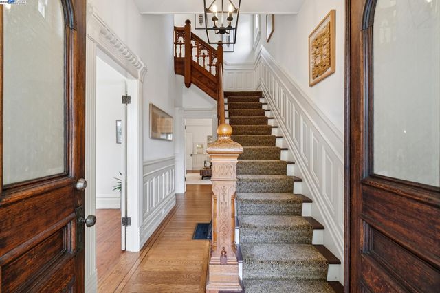 a view of an entryway