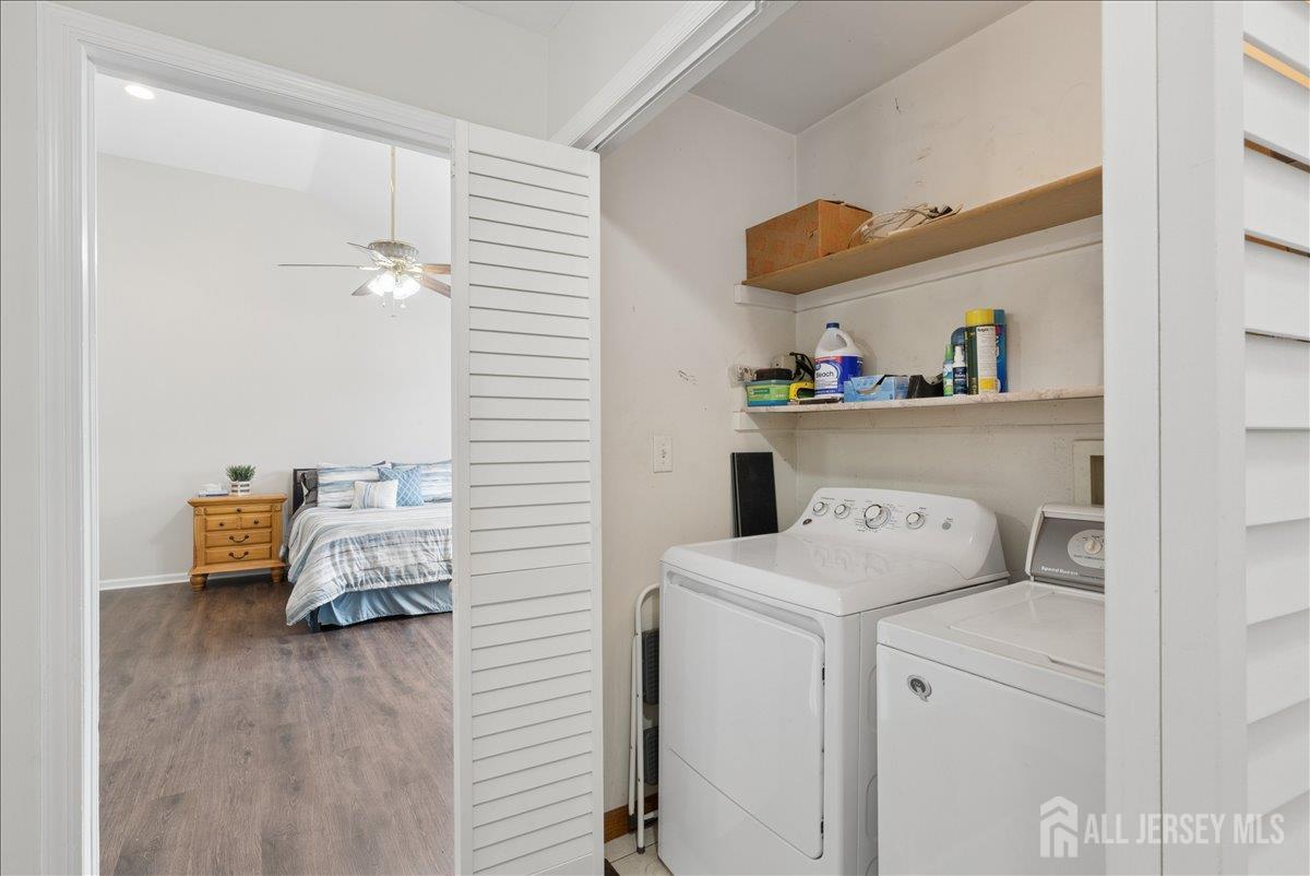 45 Walnut Street Edison, NJ 08817 - Photo 20 of 28 a utility room with dryer and washer