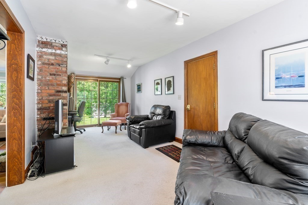 14 Dean Road Wayland, MA 01778 - Photo 13 of 24 Gallery Image 13