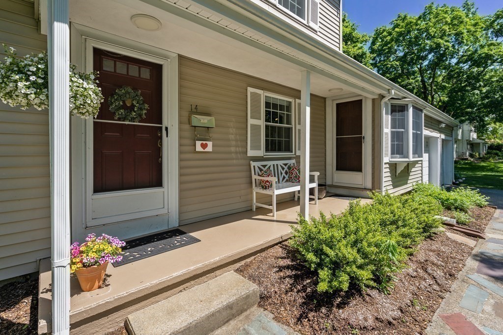 14 Dean Road Wayland, MA 01778 - Photo 2 of 24 Gallery Image 2