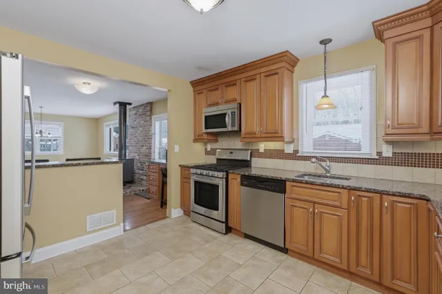 $425,000 | 412 Delaware Avenue, Wilmington, DE 19803