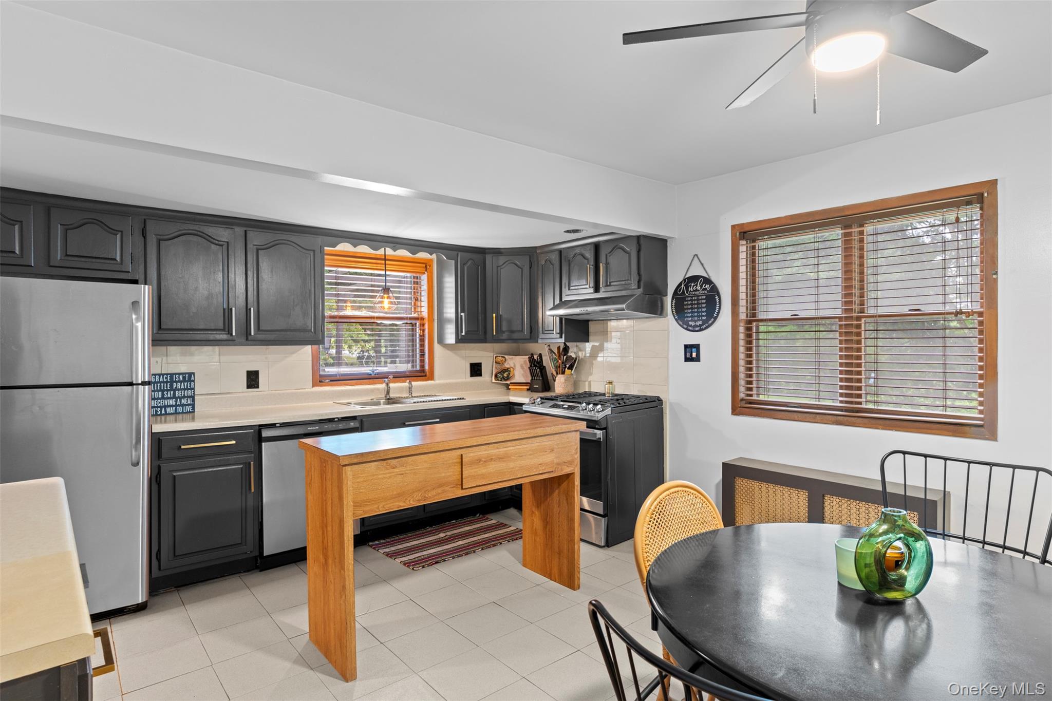 568 Old Liberty Road Monticello, NY 12701 - Photo 8 of 31 Spacious eat-in kitchen