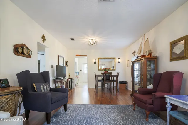 $199,900 | 281 Forrest Avenue, Biloxi, MS 39530