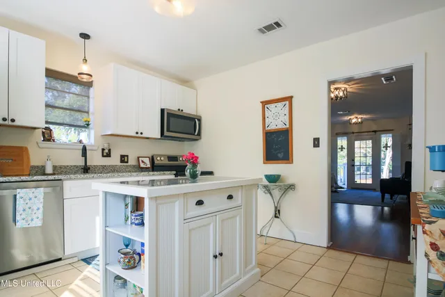 $199,900 | 281 Forrest Avenue, Biloxi, MS 39530