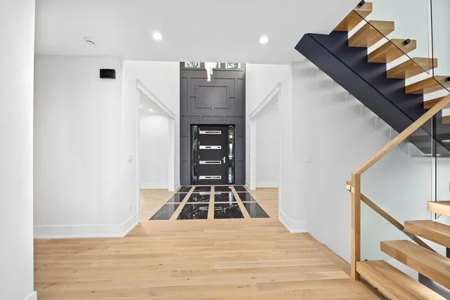 $1,499,000 | 7309 West Palos Avenue, Palos Heights, IL 60463