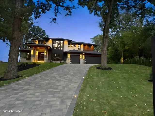 $1,499,000 | 7309 West Palos Avenue, Palos Heights, IL 60463