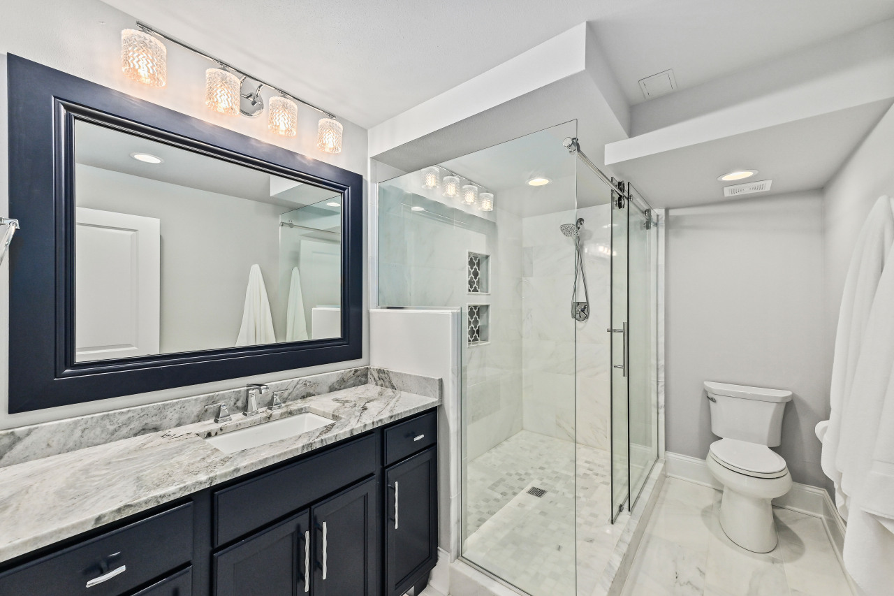 34436 Valley Road Summit, WI 53066 - Photo 26 of 34 En Suite Bath #3